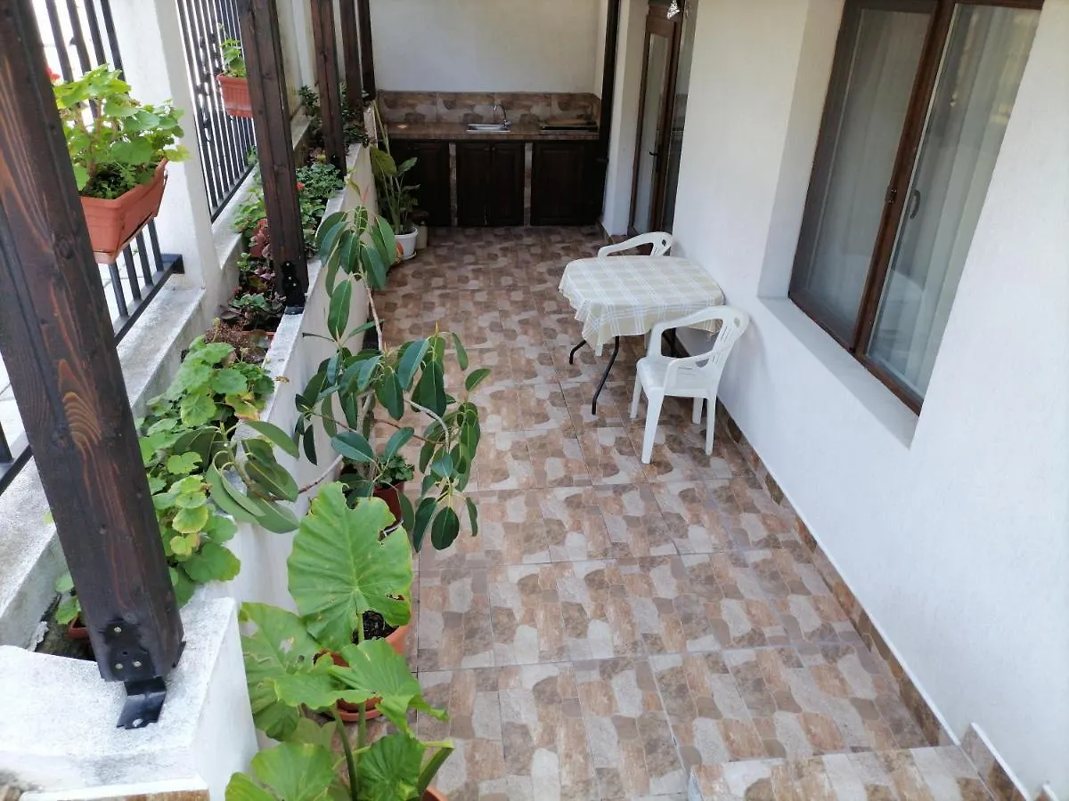 شقة White Home-Apartament بورغاس بلغاريا