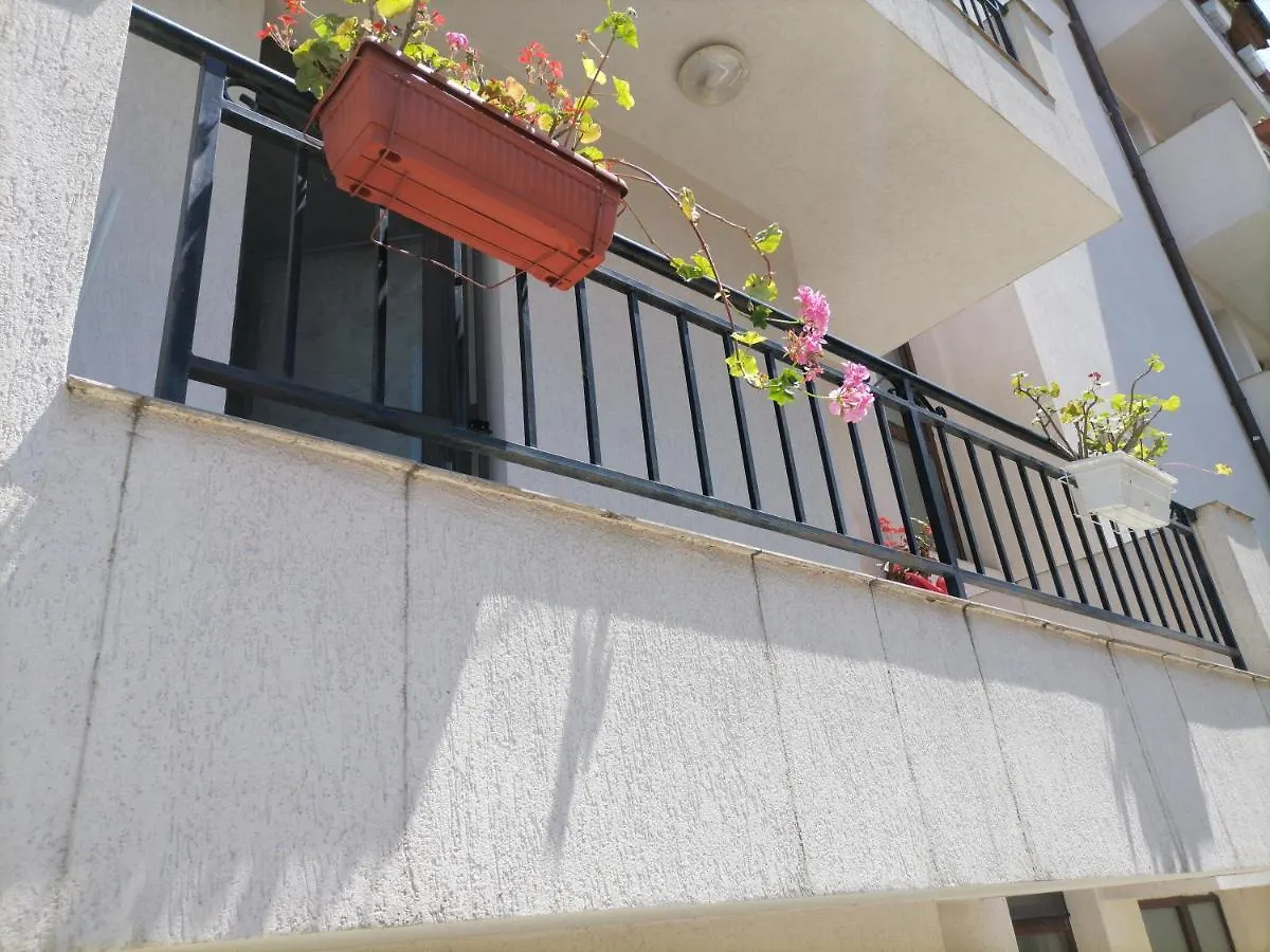 White Home-Apartament Burgas