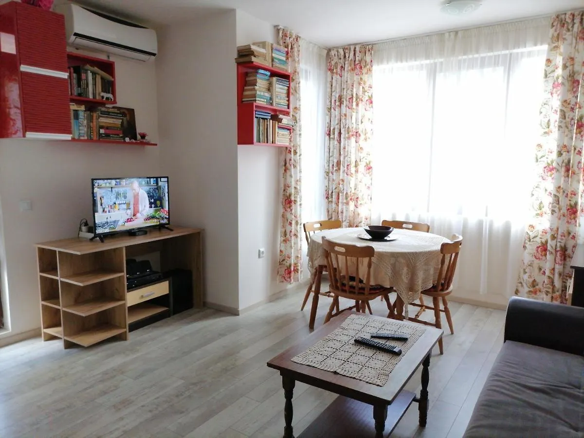 White Home-Apartament location