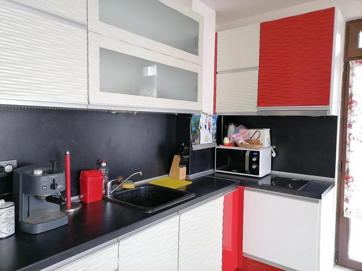 White Home-Apartament Burgas Apartment