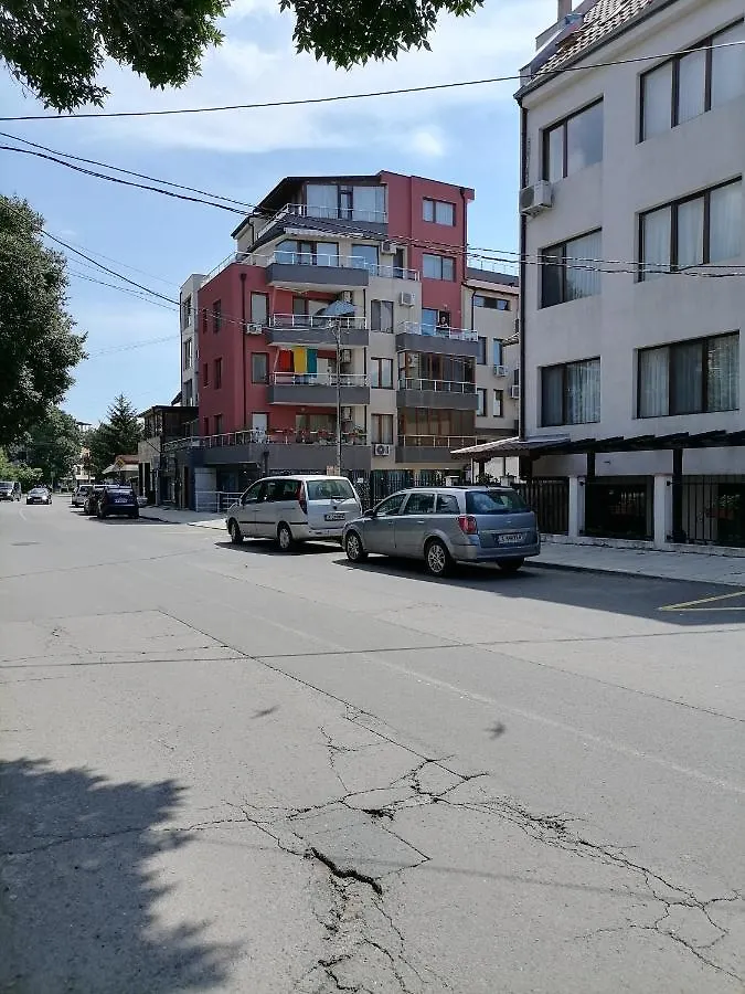 White Home-Apartament Burgas 0*,