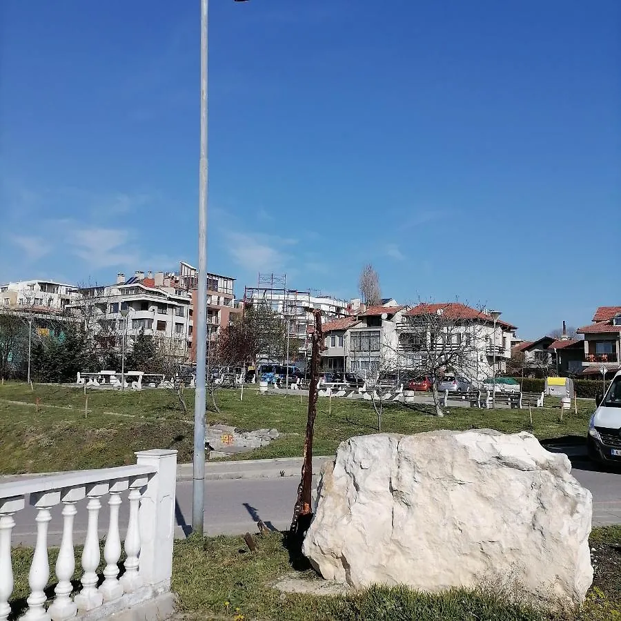 Apartment White Home-Apartament Burgas