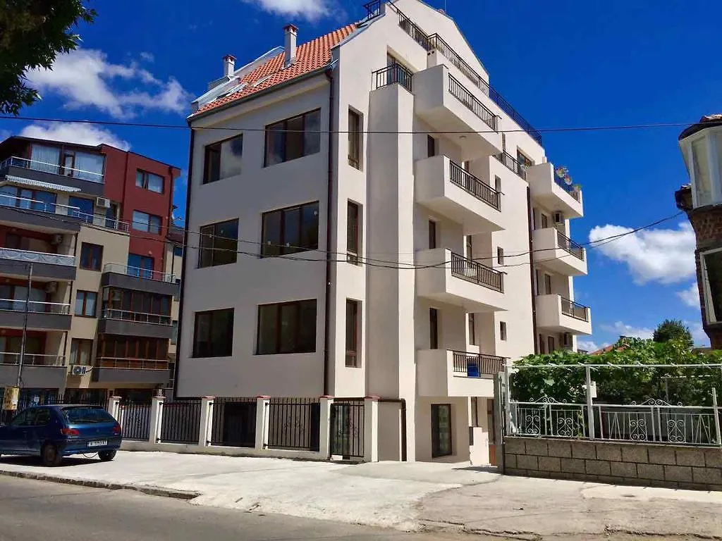 White Home-Apartament Burgas Bulgaria
