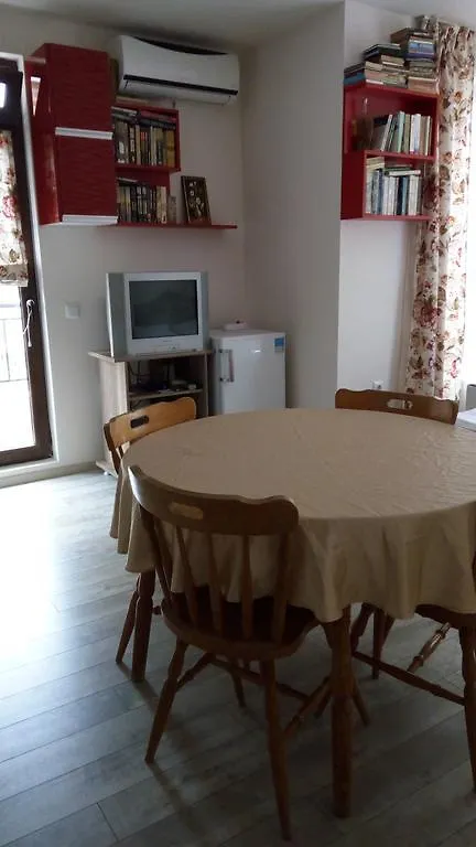 White Home-Apartament Burgas 0*,  Bulgaria