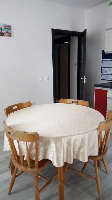 White Home-Apartament Burgas 0*,