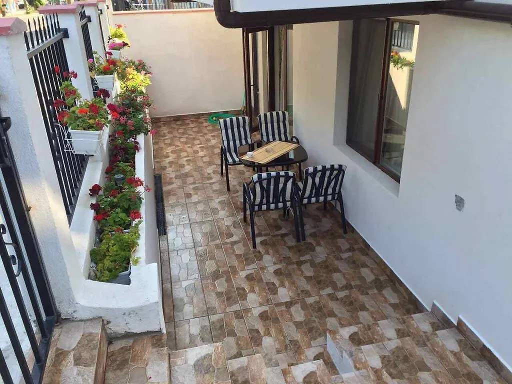 White Home-Apartament Burgas 0*,  Bulgaria